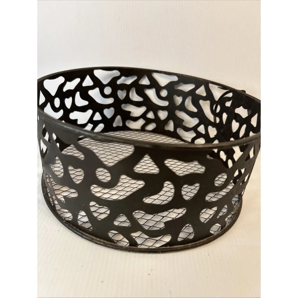 Decorative Metal Baskets With Circular Handles Eggs Flower Wash Cloth Towels